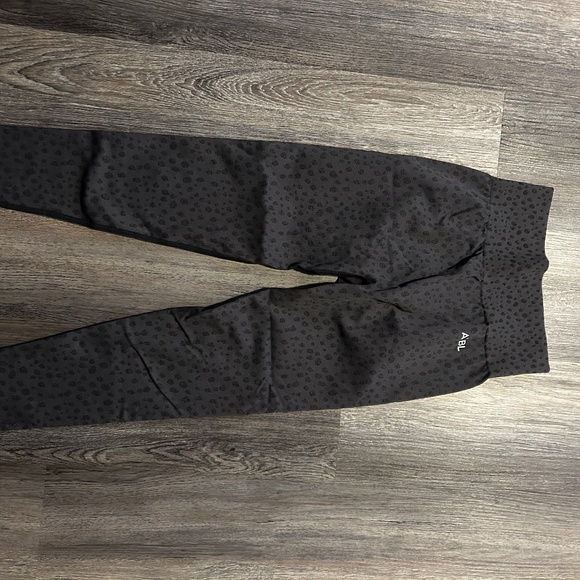 Abyl Leggings Dark and Light Gray Spotted - Picture 1 of 3